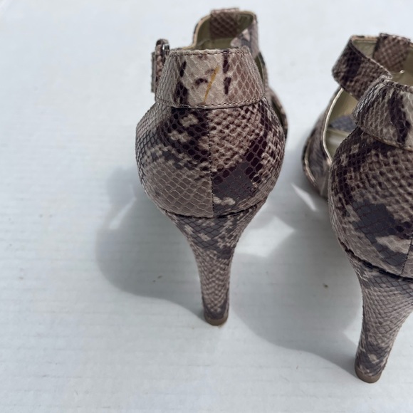 Anne Klein Sandals - Picture 12 of 14